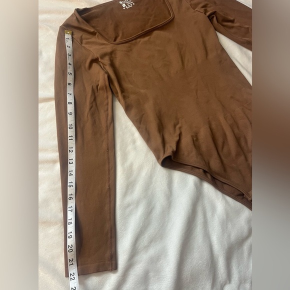 OQQ Women’s Brown Long Sleeve One Piece Bodysuit Body Suit Size Large - Picture 6 of 13